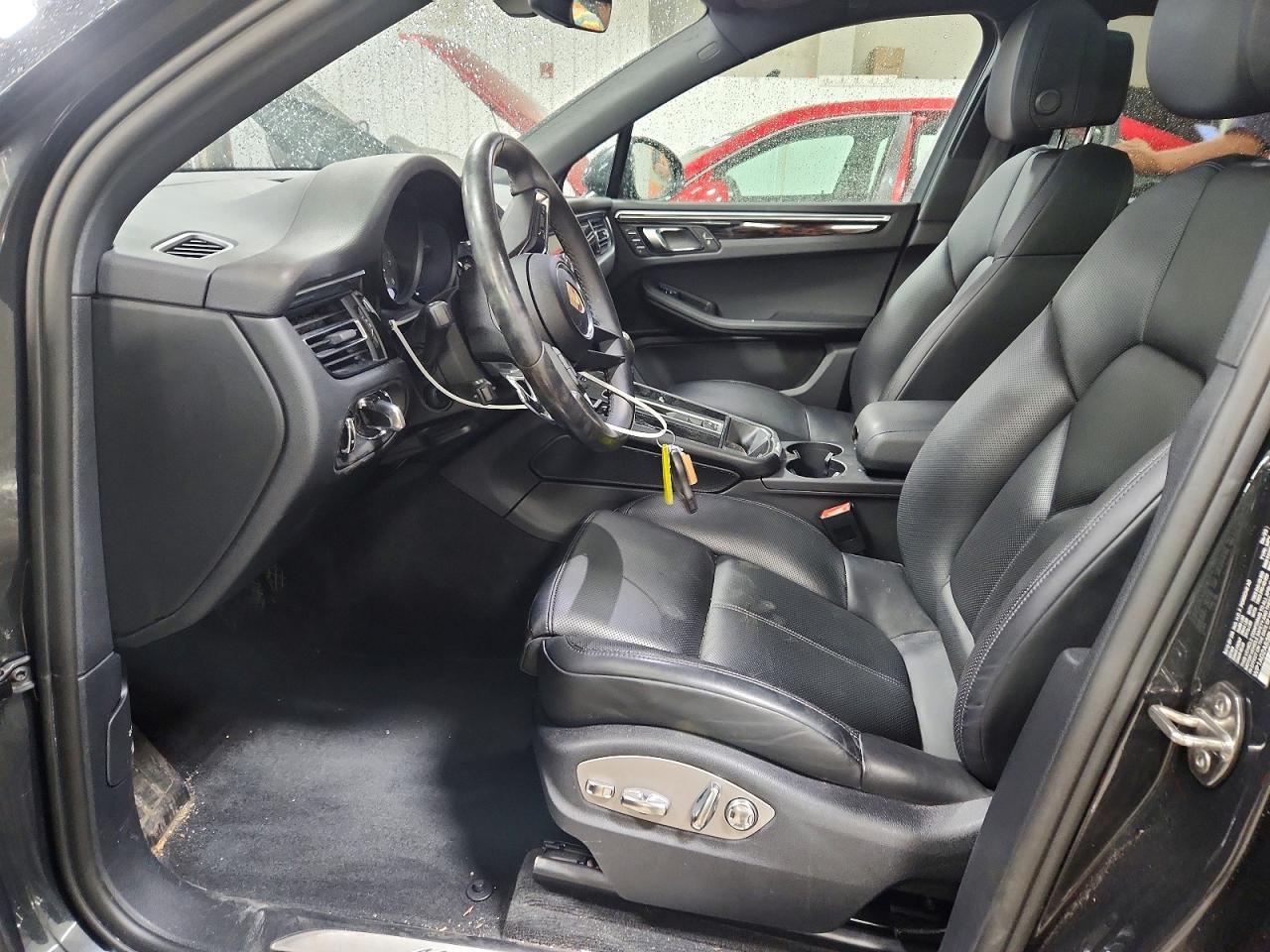 2023 Porsche Macan S - Фото 7