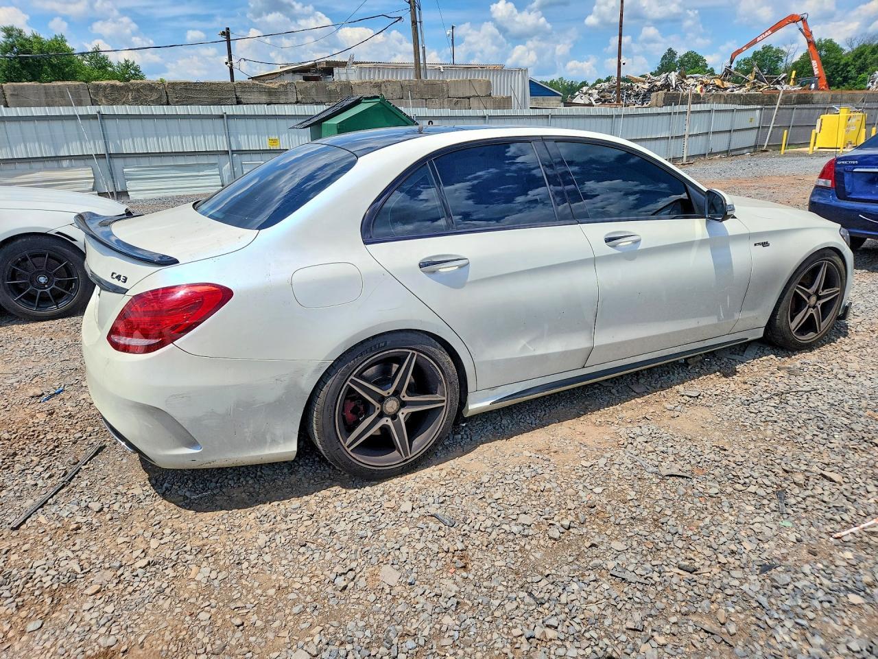 2016 Mercedes-Benz C 450 4Matic Amg - Image 3