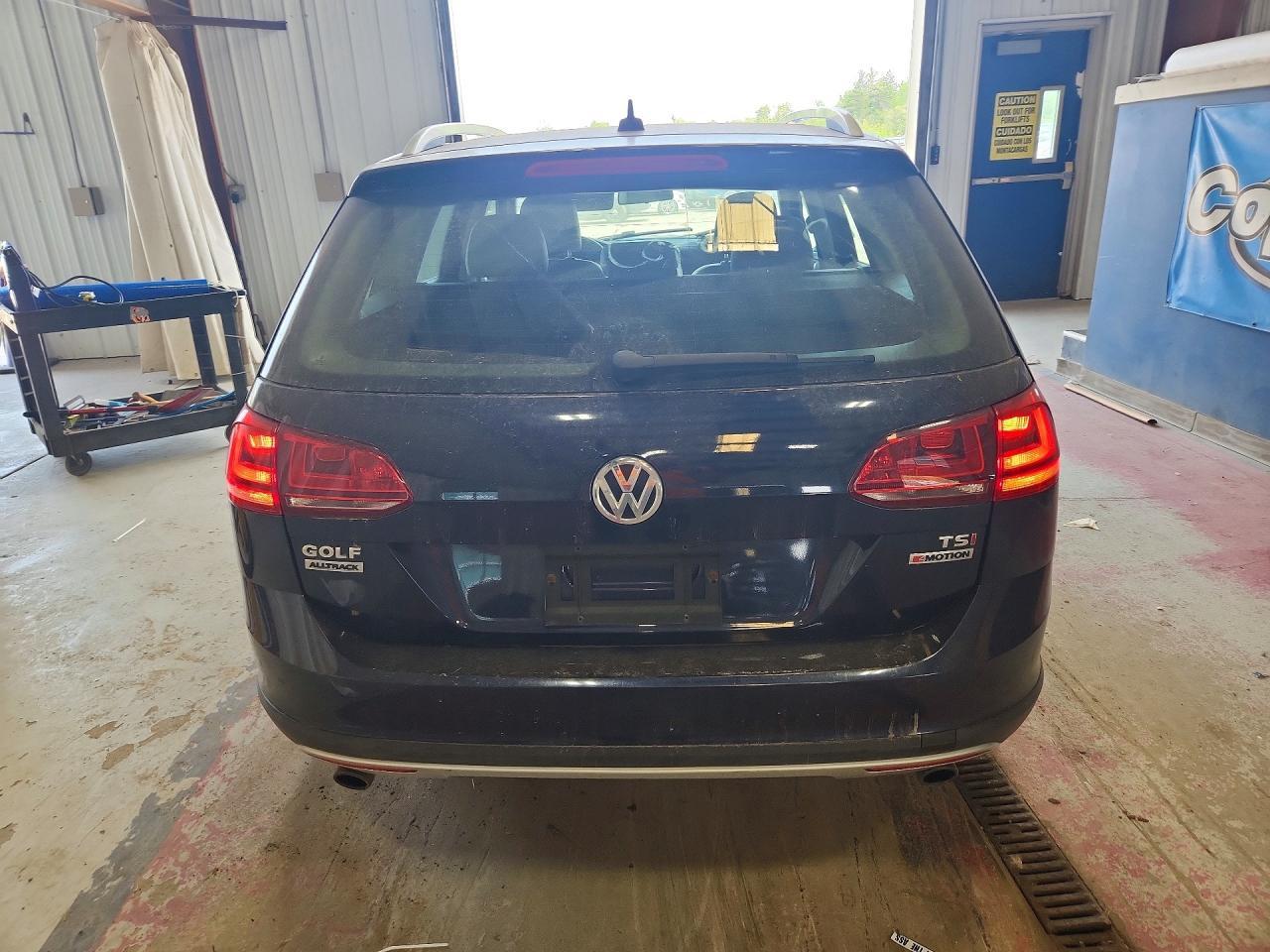 2017 Volkswagen Golf Alltrack S - Фото 6