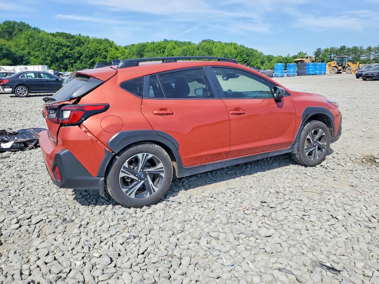 2024 Subaru Crosstrek Premium - Image 3