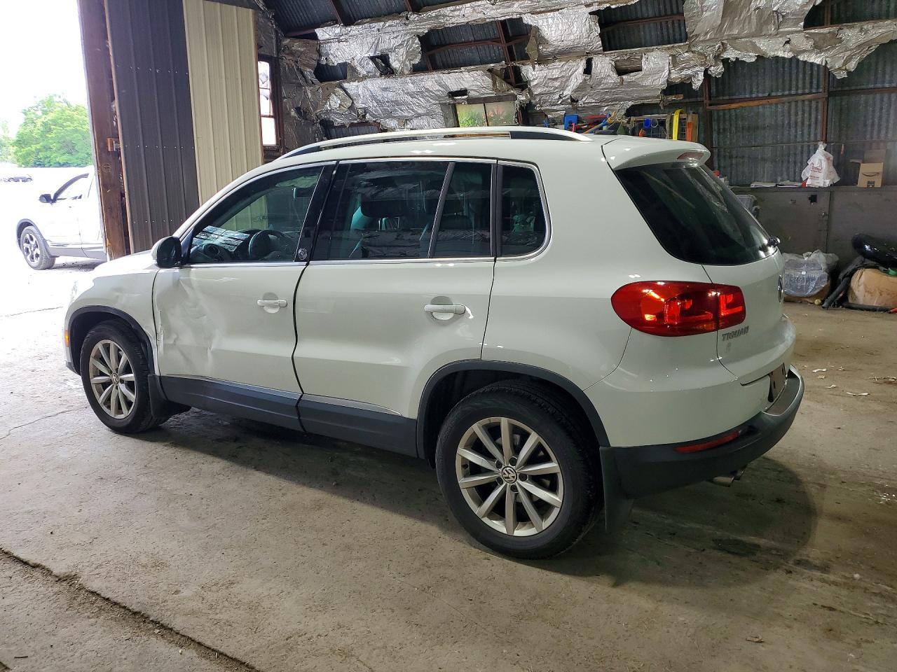 2017 Volkswagen Tiguan Wolfsburg - Image 2