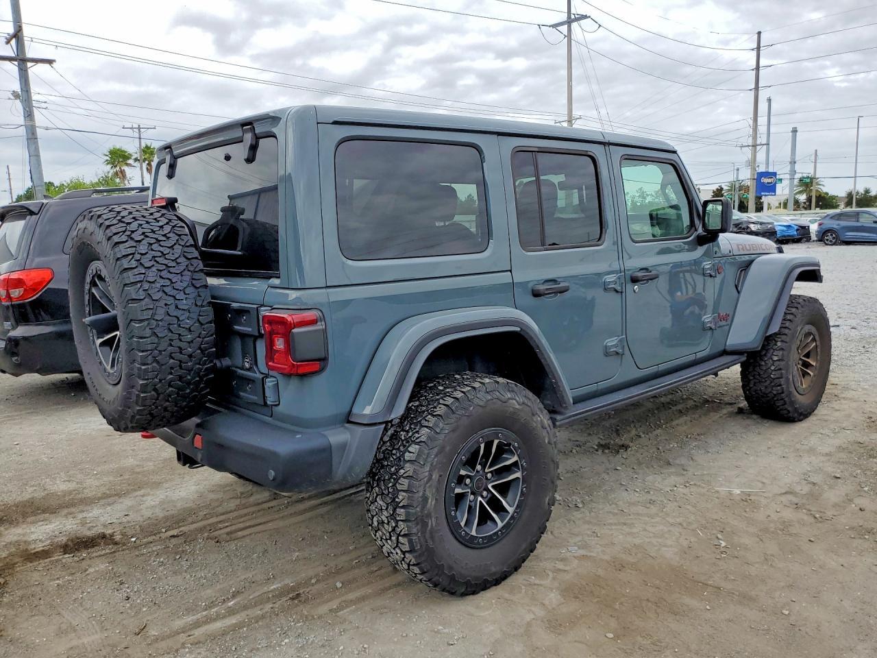 2024 Jeep Wrangler Rubicon - Фото 3