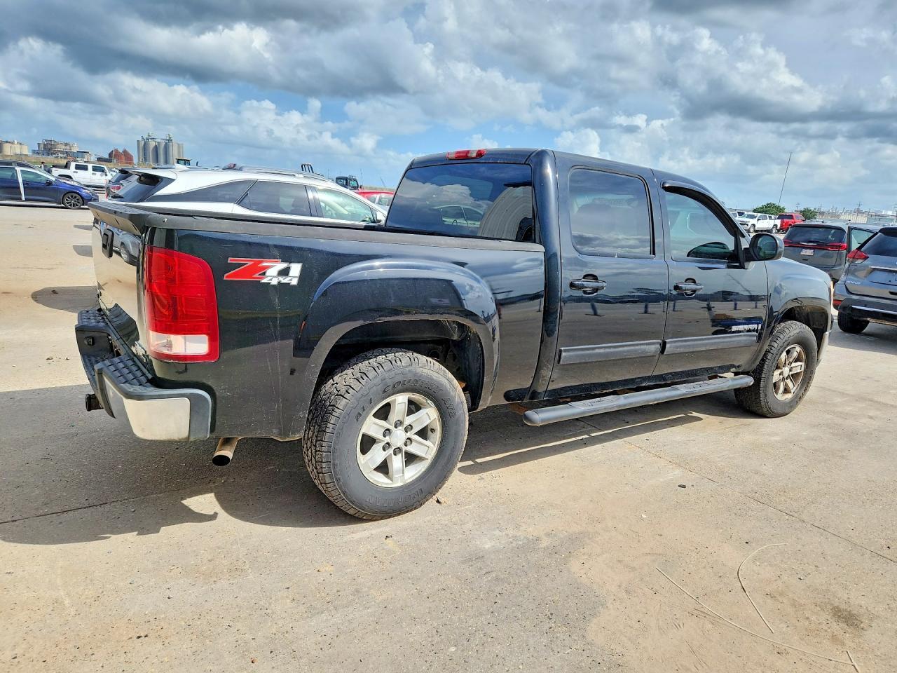 2008 GMC Sierra K1500 - Фото 3