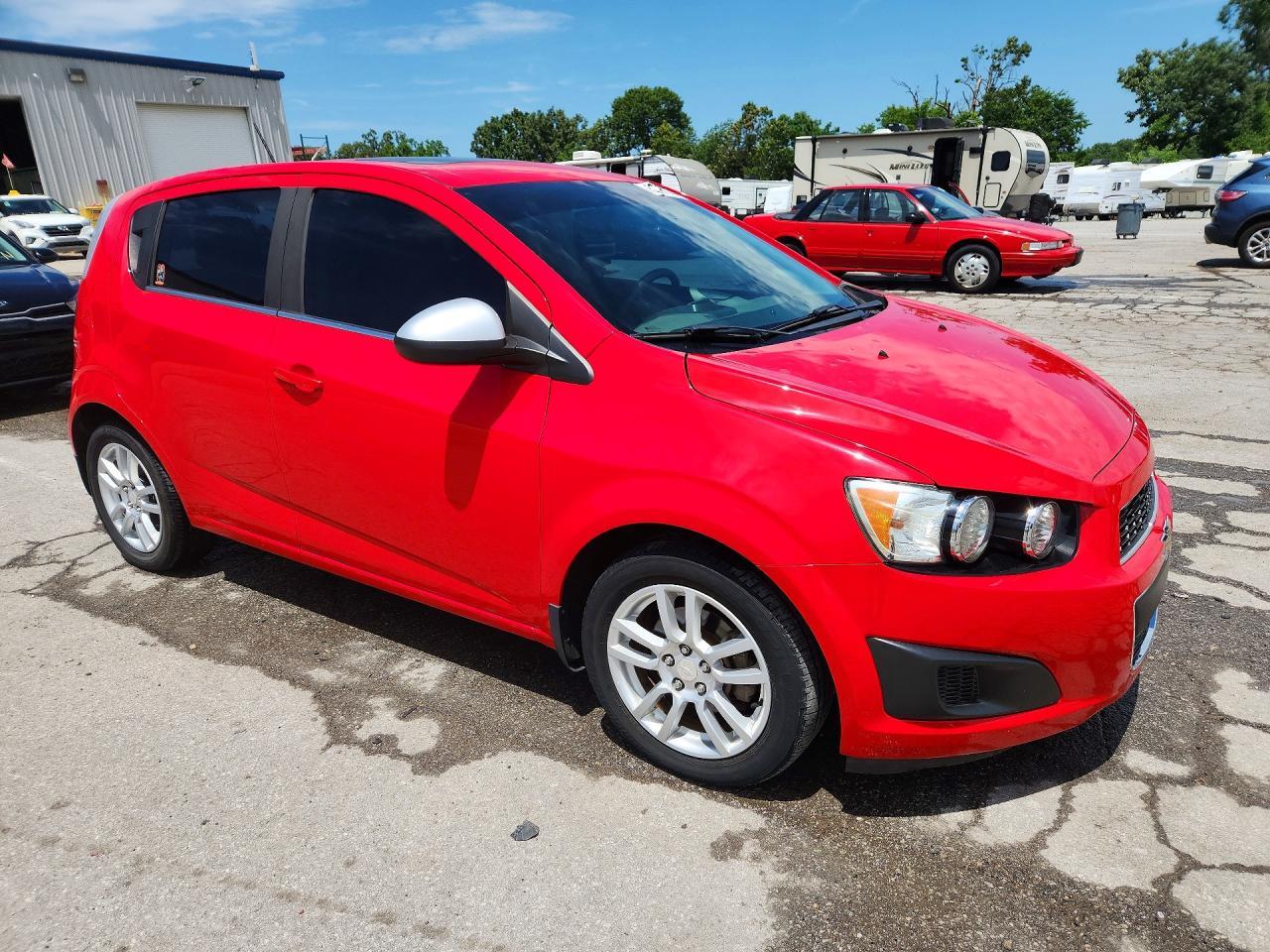 2015 Chevrolet Sonic Lt - Image 4
