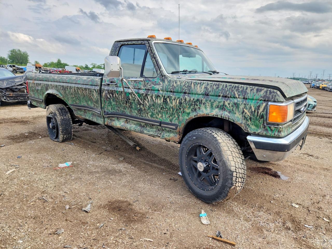 1990 Ford F350 - Фото 4