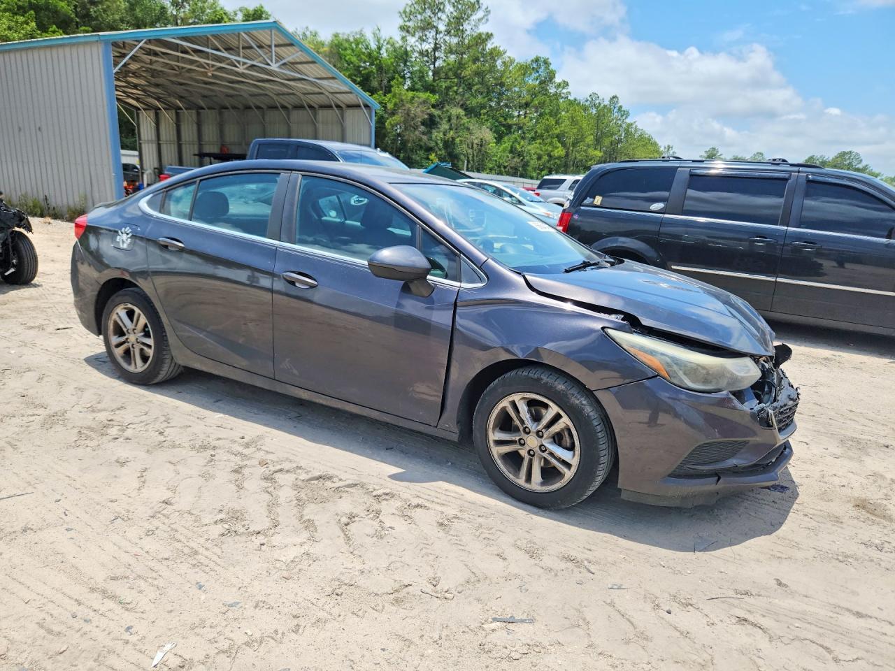 2017 Chevrolet Cruze Lt - Image 4