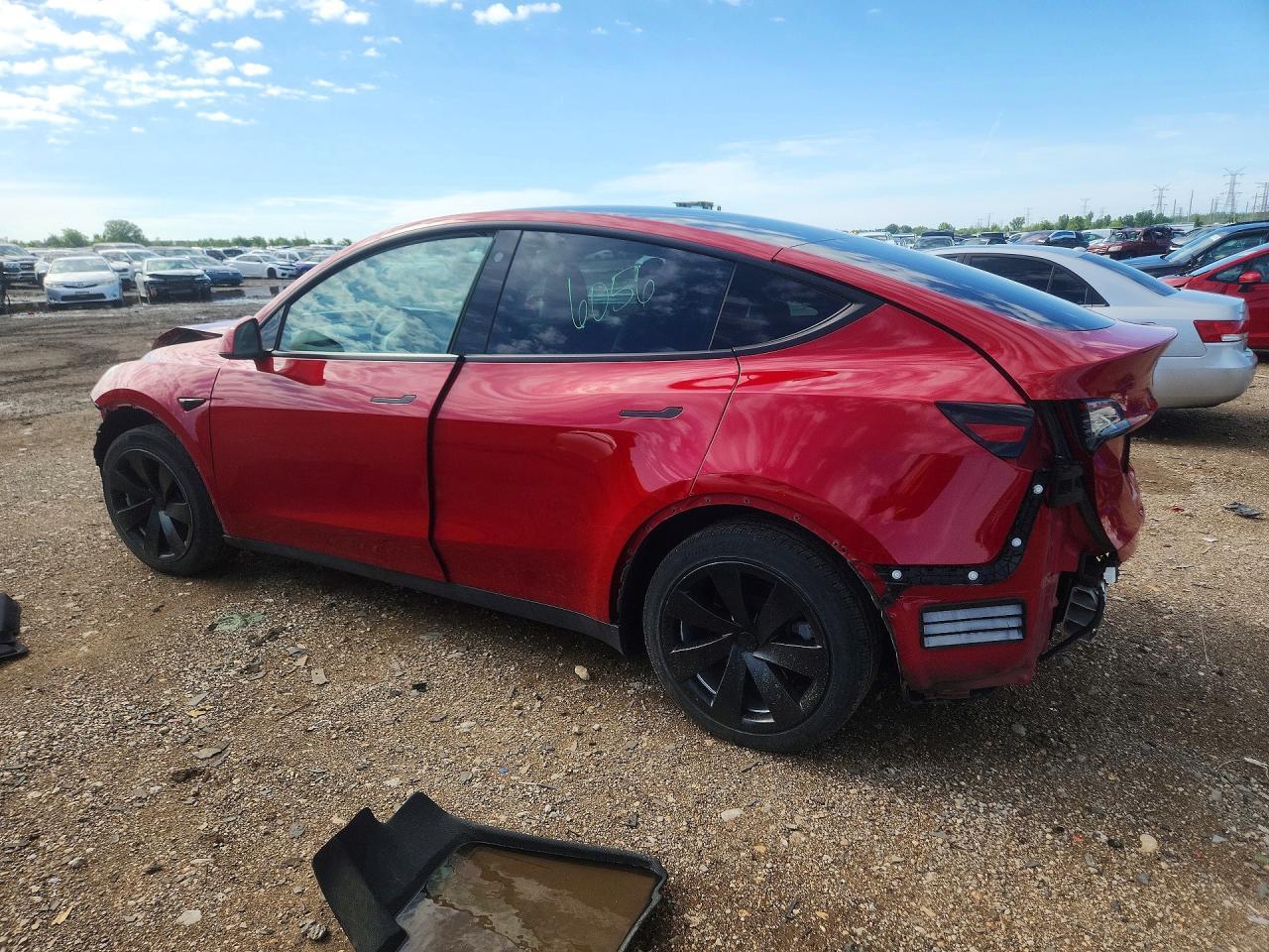 2022 Tesla Model Y - Фото 2