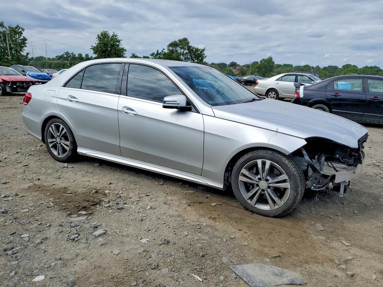 2014 Mercedes-Benz E 250 Bluetec - Фото 4