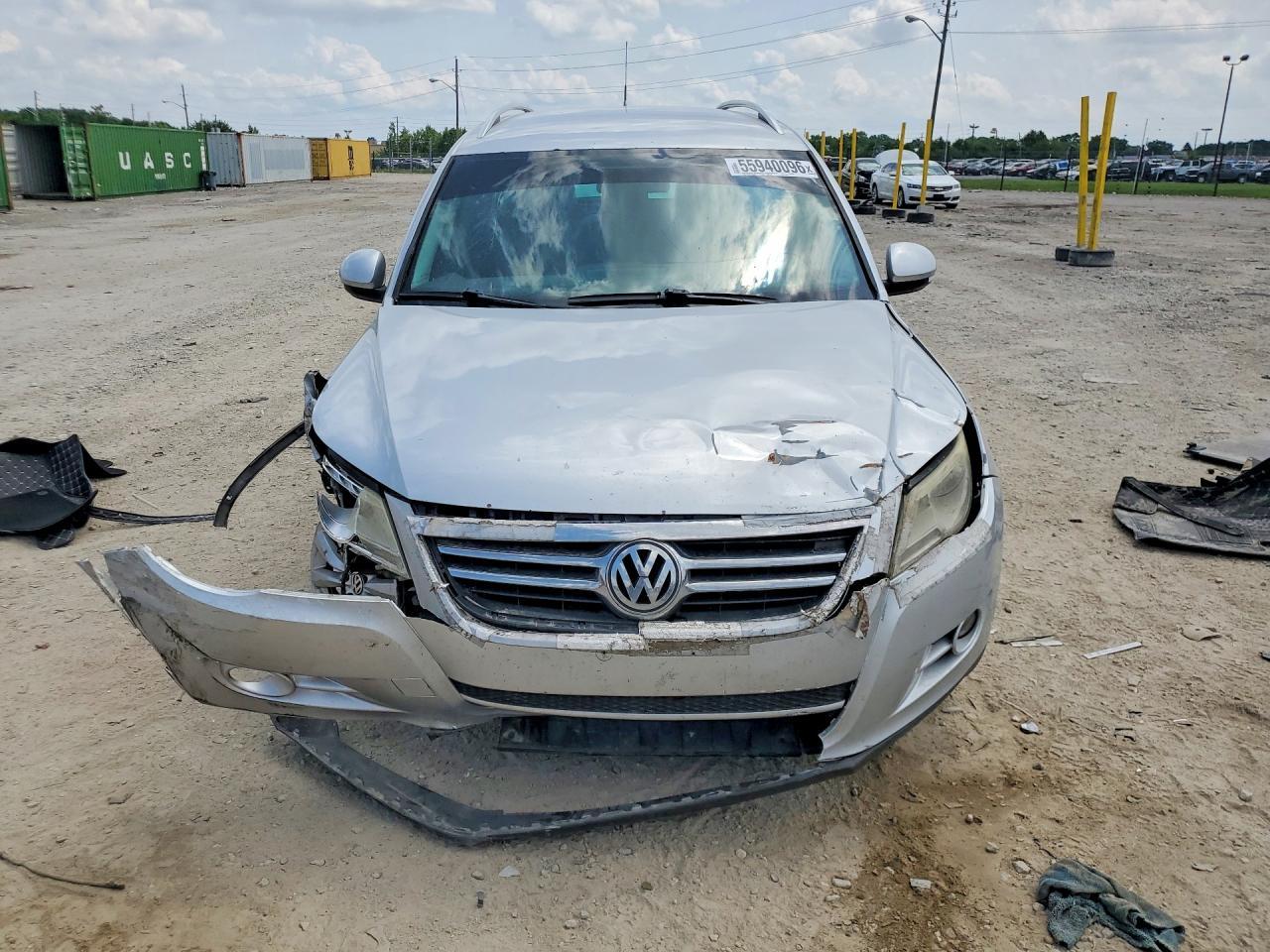 2011 Volkswagen Tiguan S - Фото 5