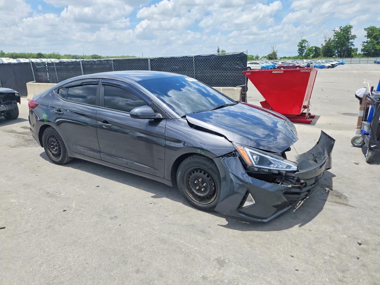 2020 Hyundai Elantra Se - Фото 4