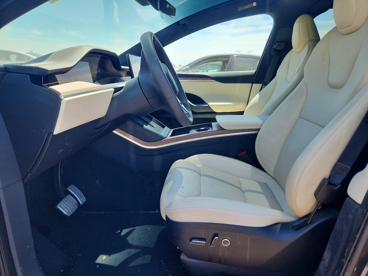 2025 Tesla Model X - Фото 7