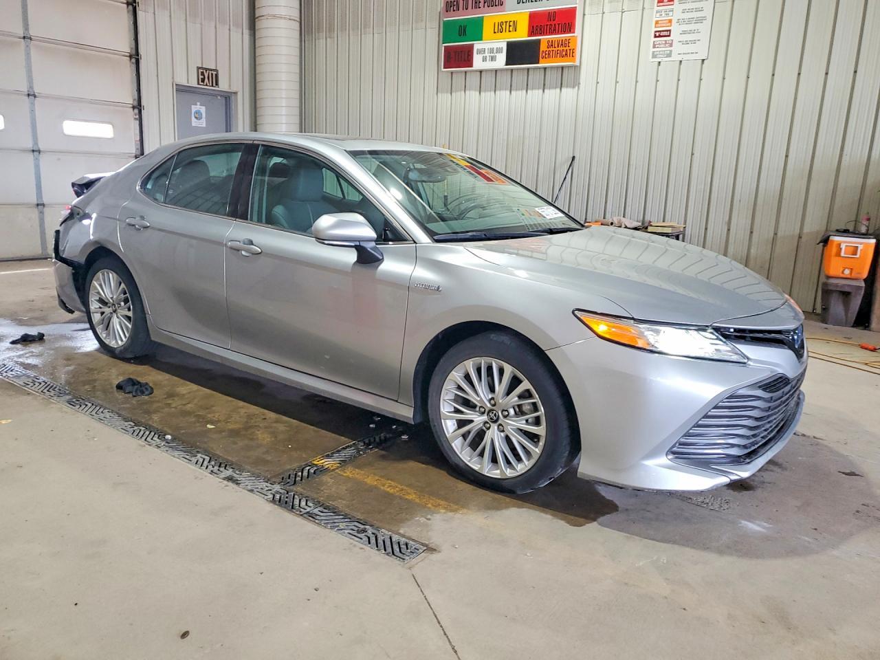 2020 Toyota Camry Xle - Фото 4