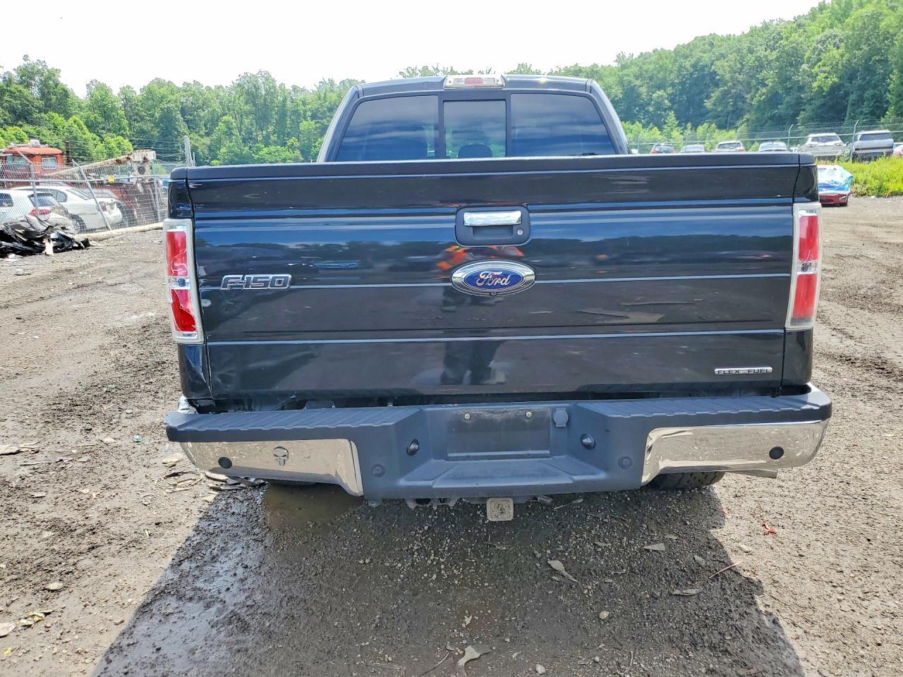 2013 Ford F150 Super Cab - Фото 6