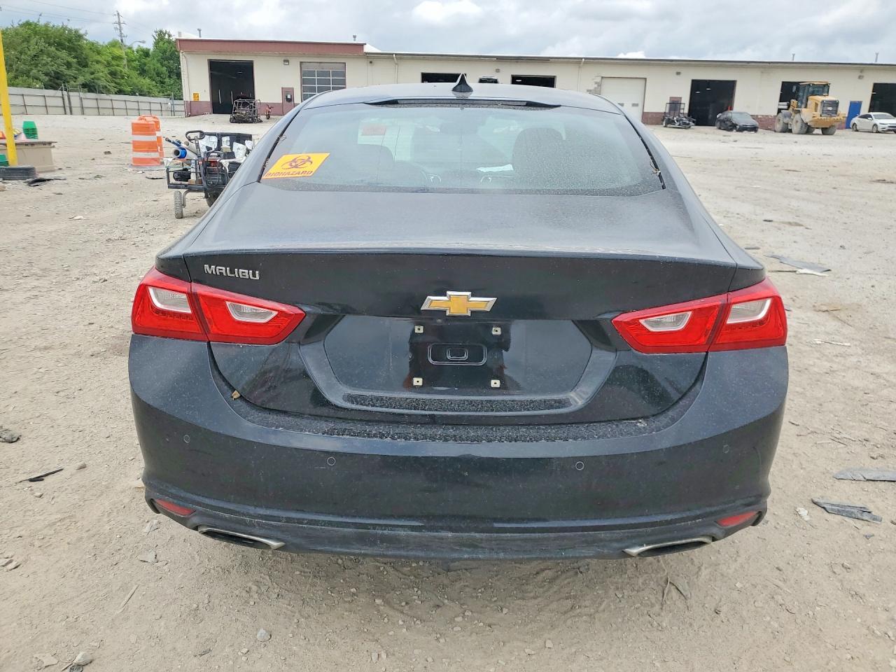 2016 Chevrolet Malibu Premier - Image 6