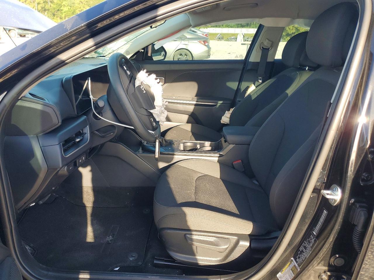 2026 Kia K4 Lxs - Image 7