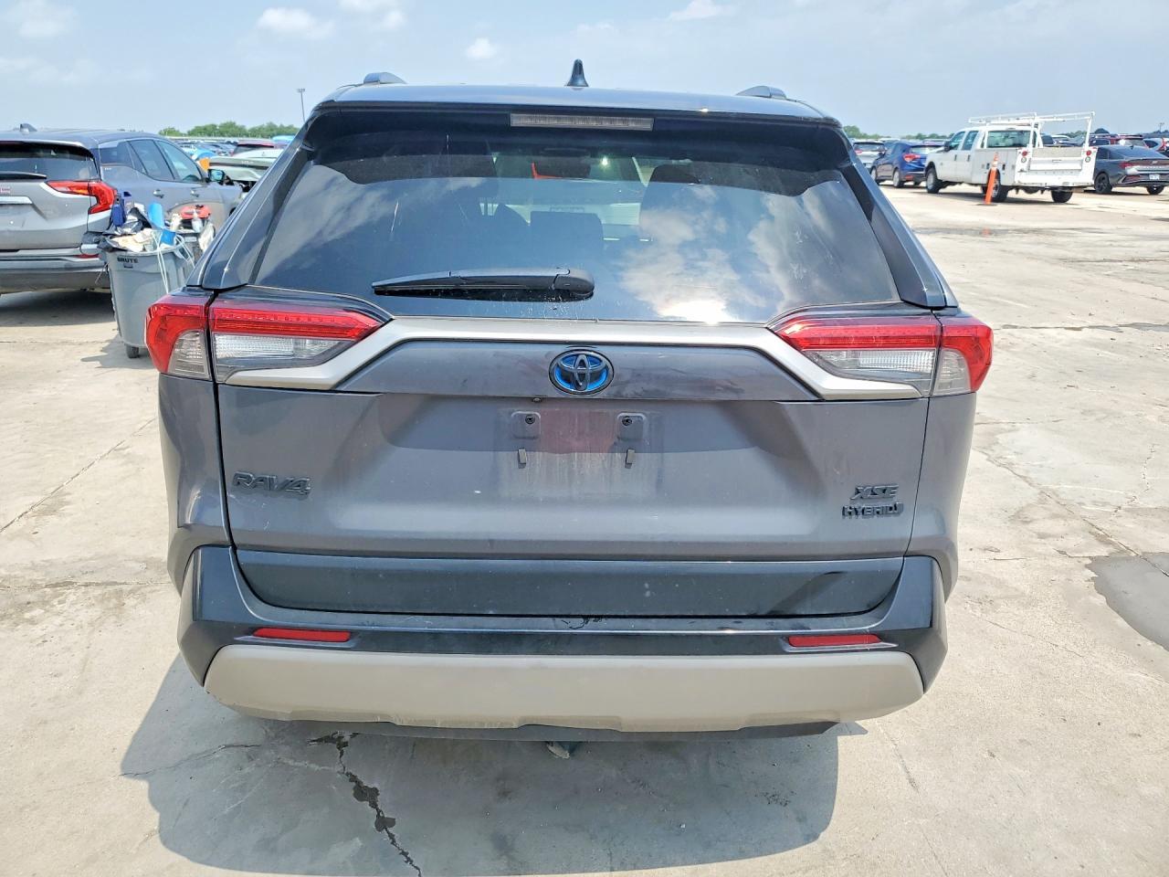 2024 Toyota Rav4 Xse - Фото 6