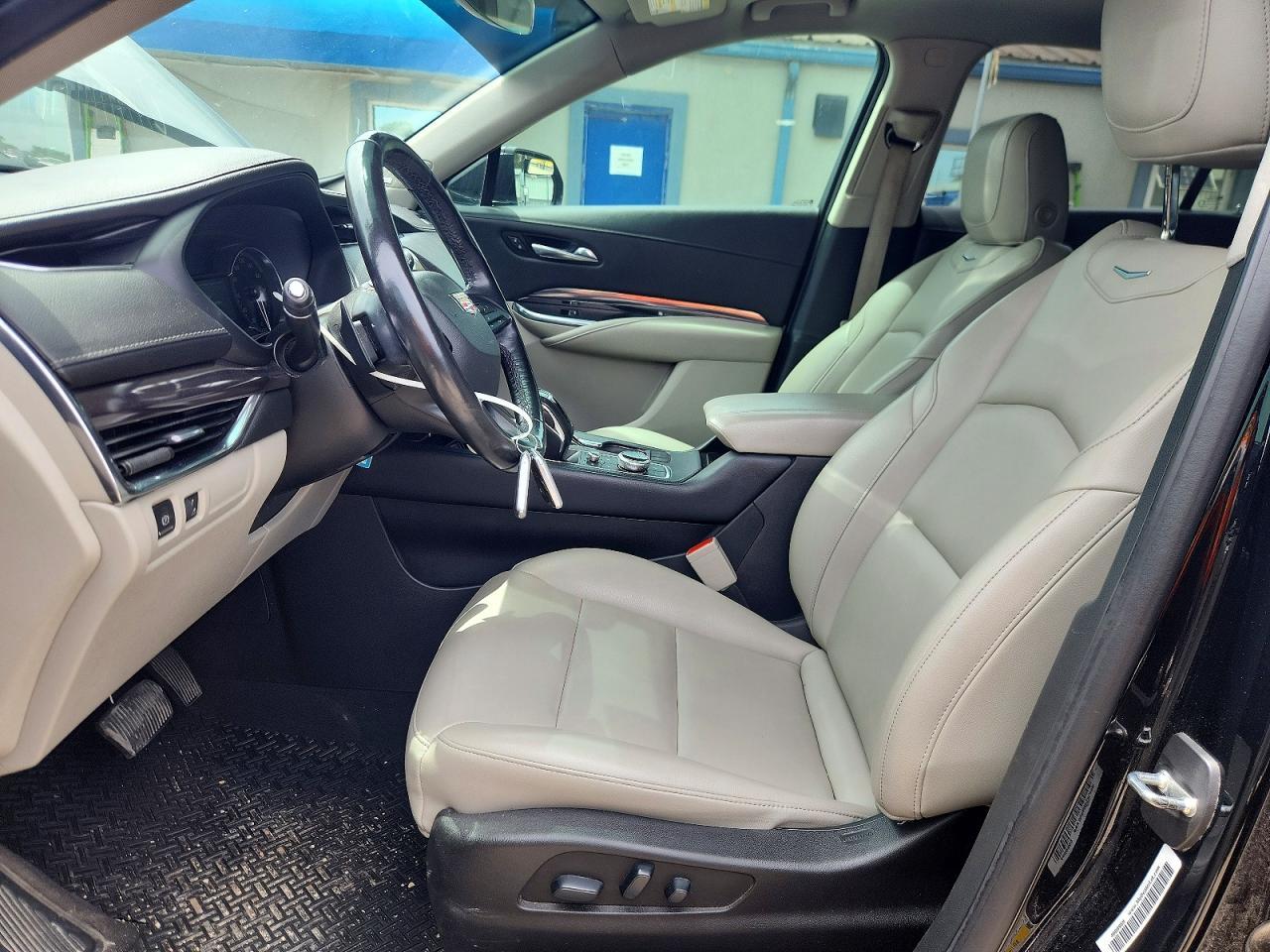 2019 Cadillac Xt4 Luxury - Image 7