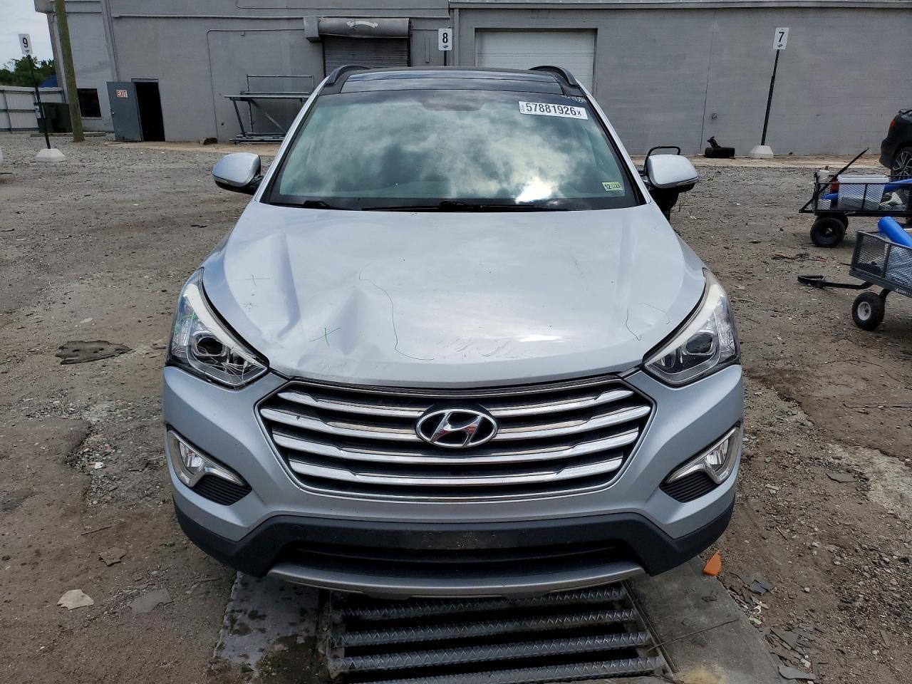 2016 Hyundai Santa Fe Se - Image 5