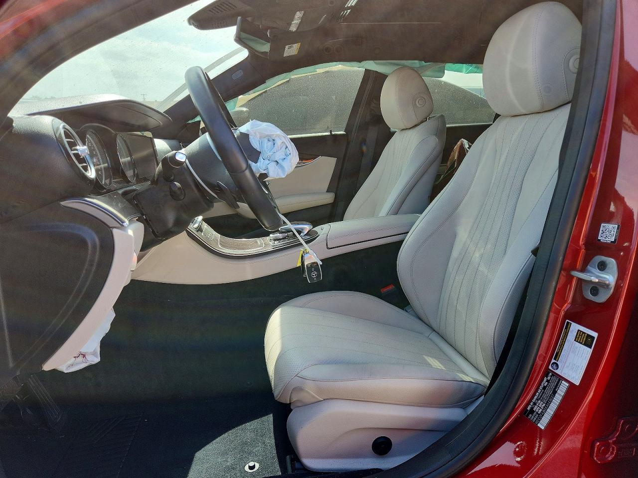 2019 Mercedes-Benz E 300 - Фото 7