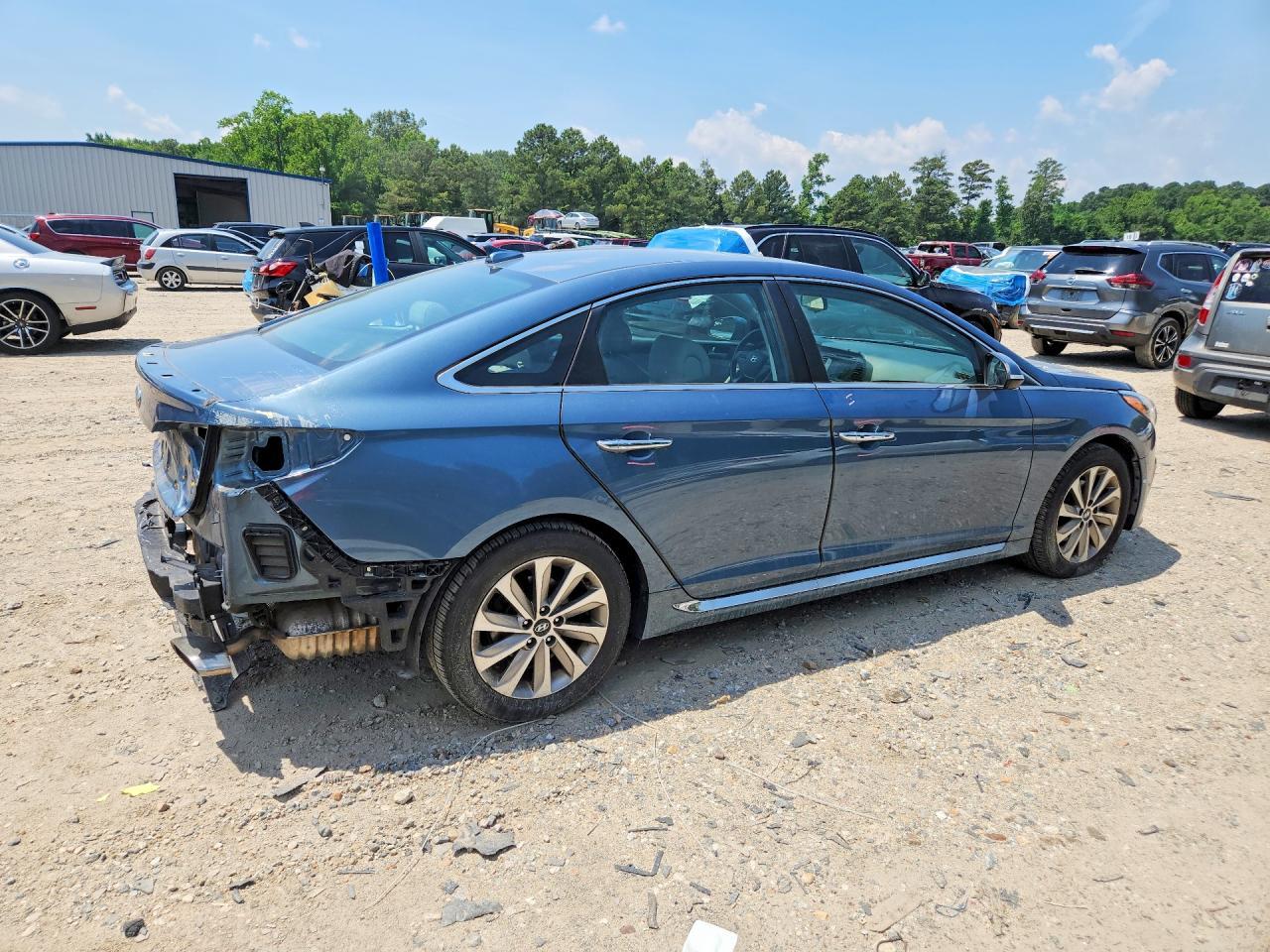 2017 Hyundai Sonata Sport - Image 3