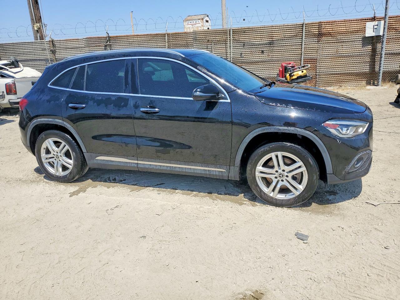 2022 Mercedes-Benz Gla 250 4Matic - Image 4