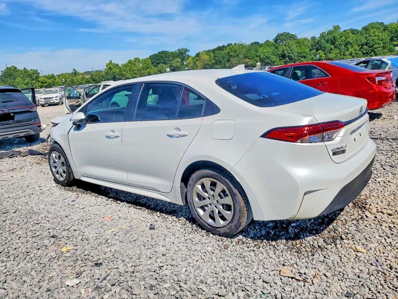 2026 Toyota Corolla Le - Image 2