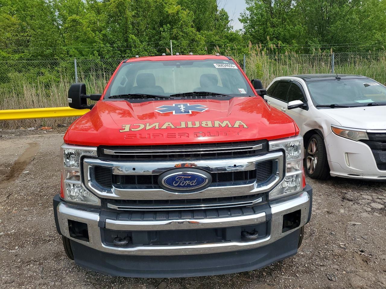 2020 Ford F550 Super Duty - Image 5