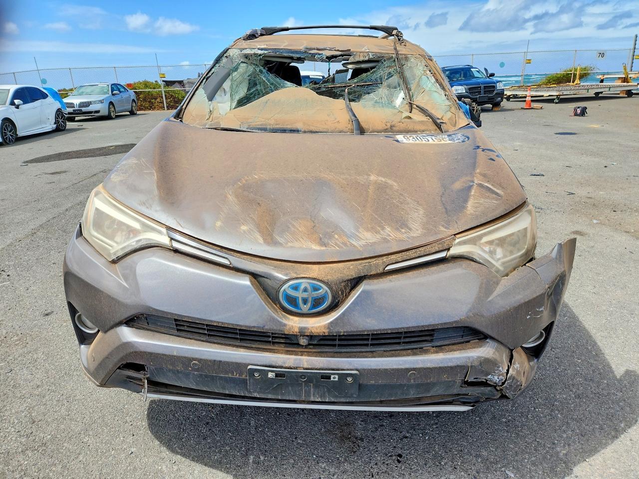 2017 Toyota Rav4 Hv Limited - Image 5