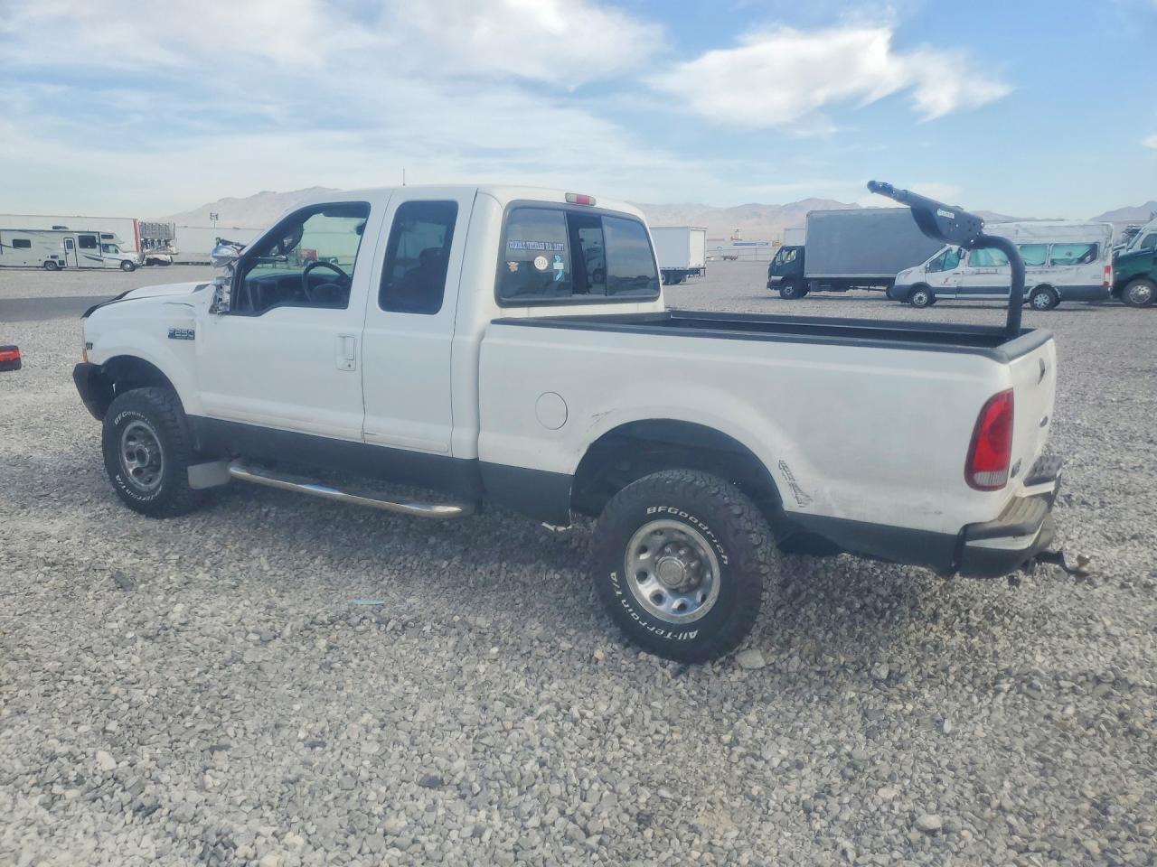 2003 Ford F250 Super Duty - Image 2