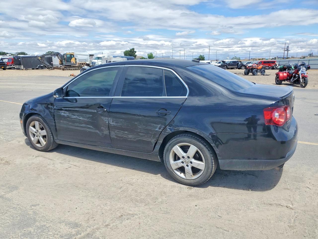2009 Volkswagen Jetta Se - Фото 2