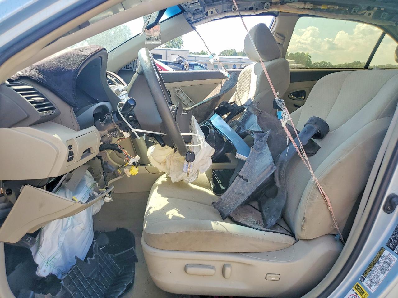 2007 Toyota Camry Le - Image 7