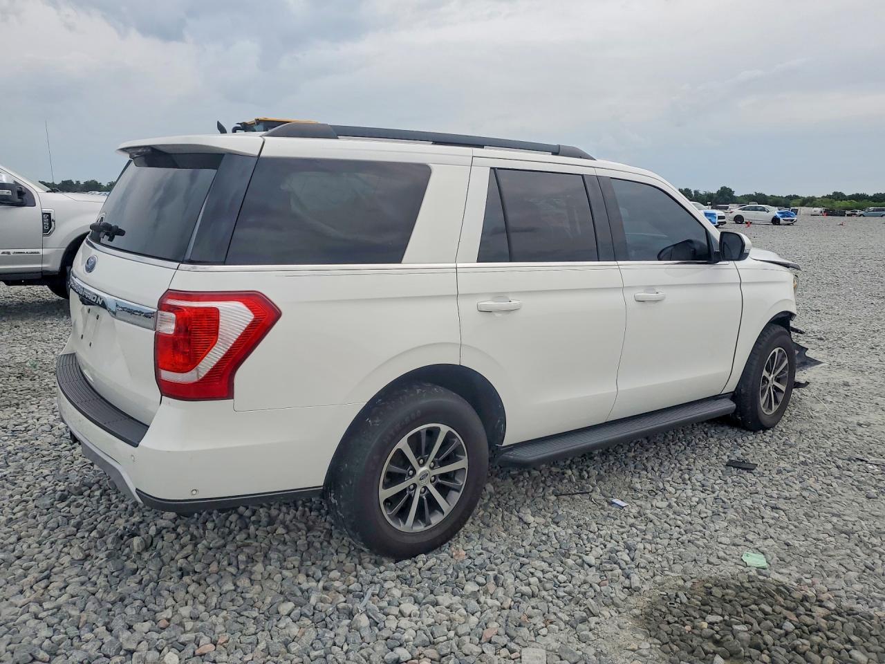 2020 Ford Expedition Xlt - Image 3