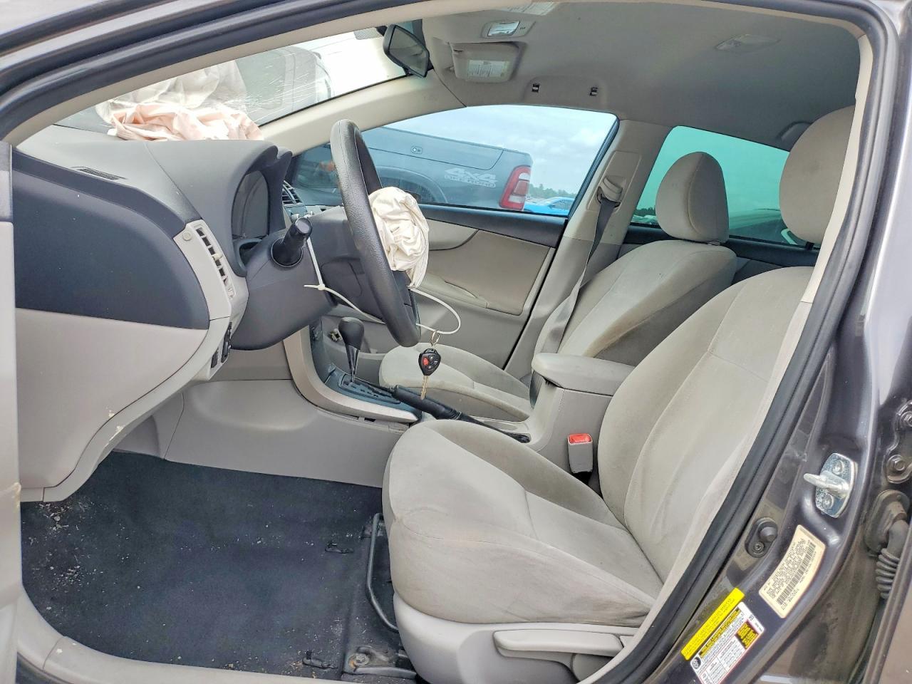 2012 Toyota Corolla L - Image 7