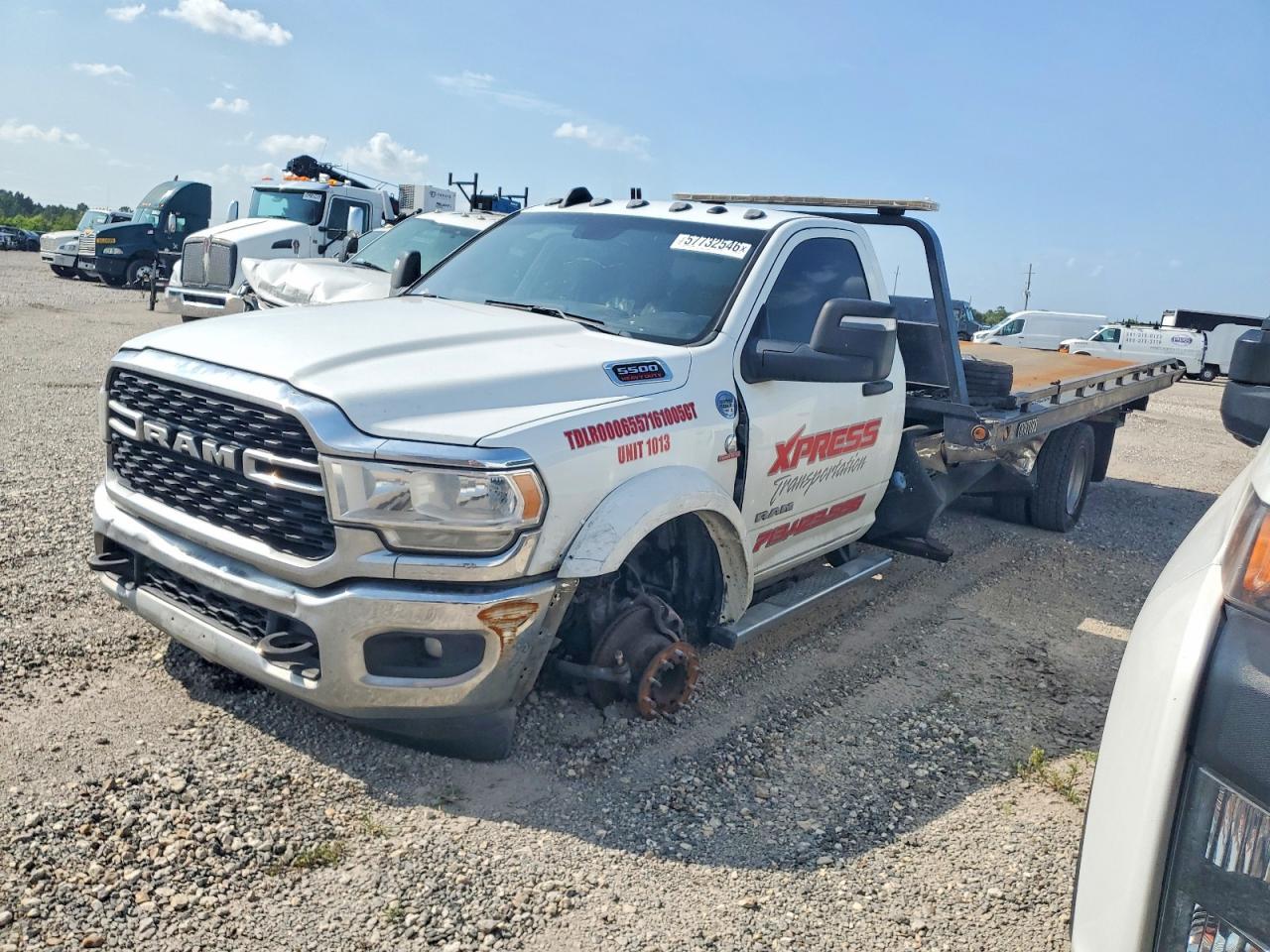 2024 Ram 5500 - Rollback Tow Truck - Фото 2