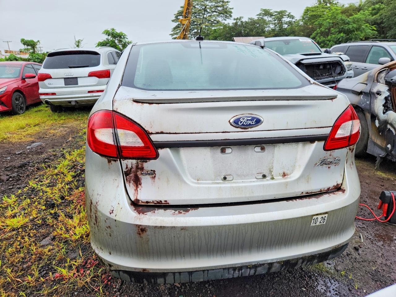 2013 Ford Fiesta Se - Фото 6