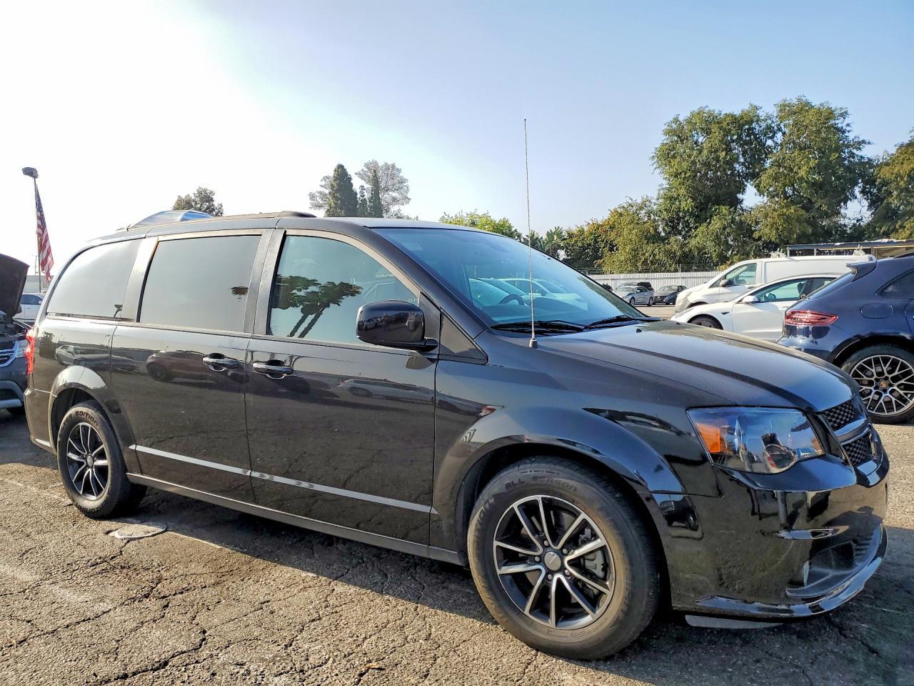 2018 Dodge Grand Caravan Gt - Фото 4