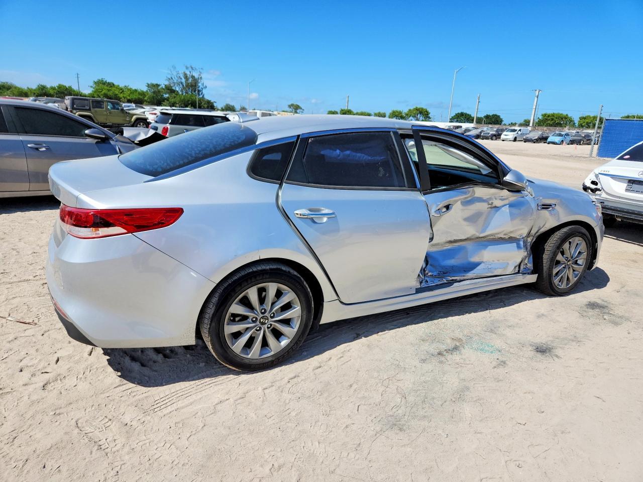 2018 Kia Optima Lx - Фото 3