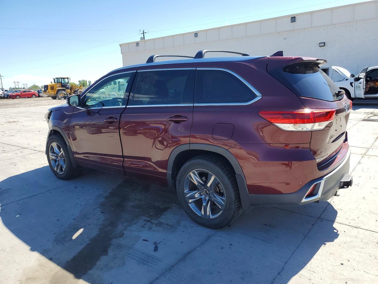 2017 Toyota Highlander Limited Platinum - Фото 2