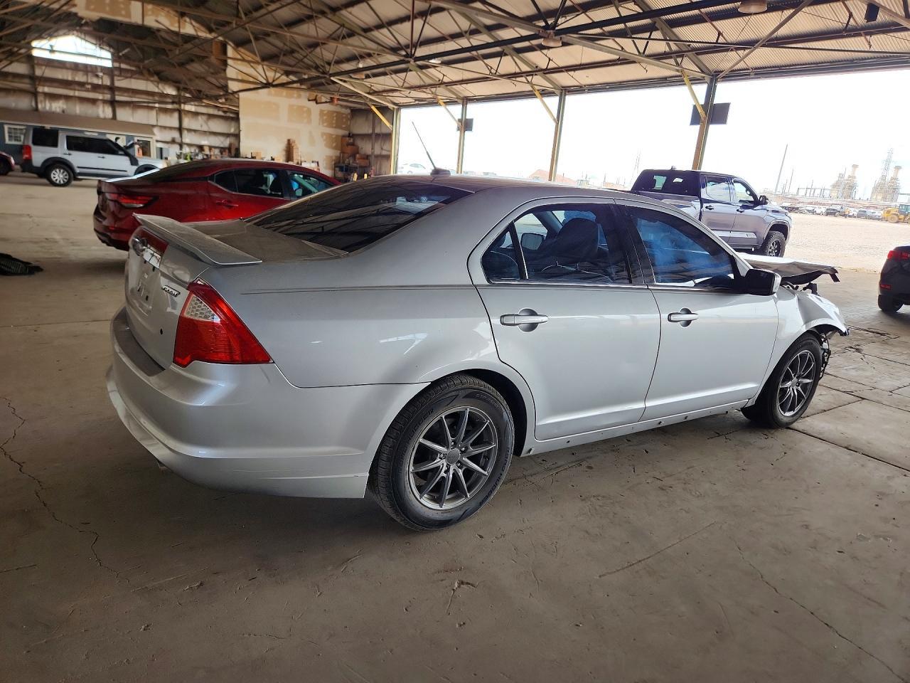 2010 Ford Fusion Sport - Фото 3