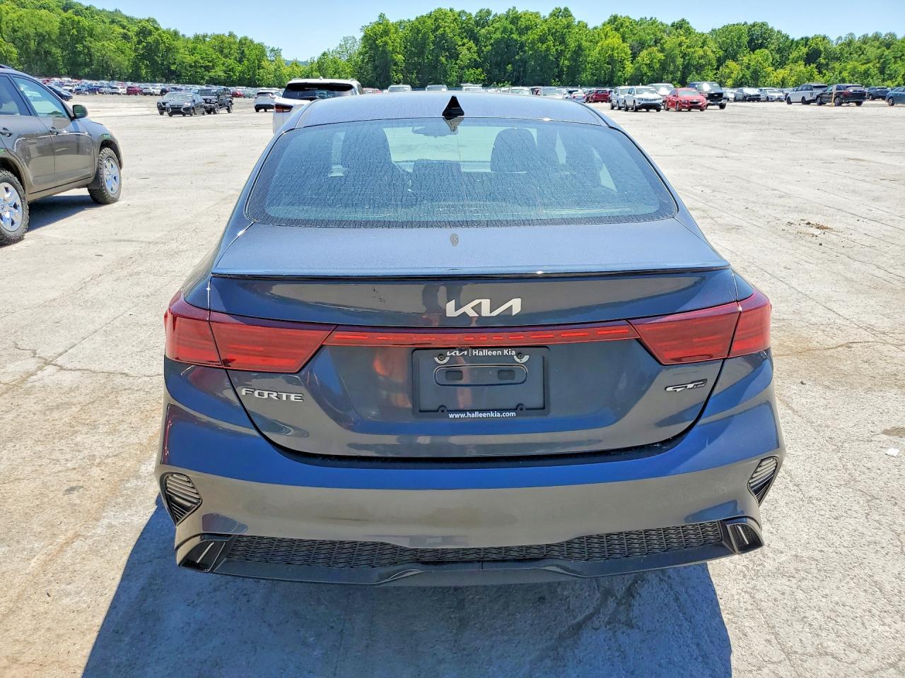 2023 Kia Forte Gt Line - Фото 6