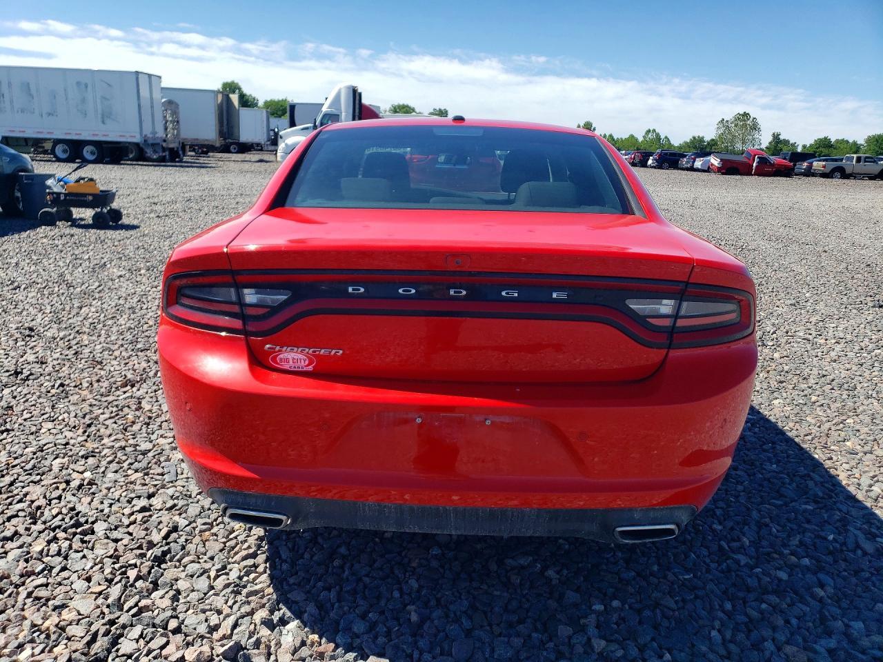 2022 Dodge Charger Sxt - Фото 6