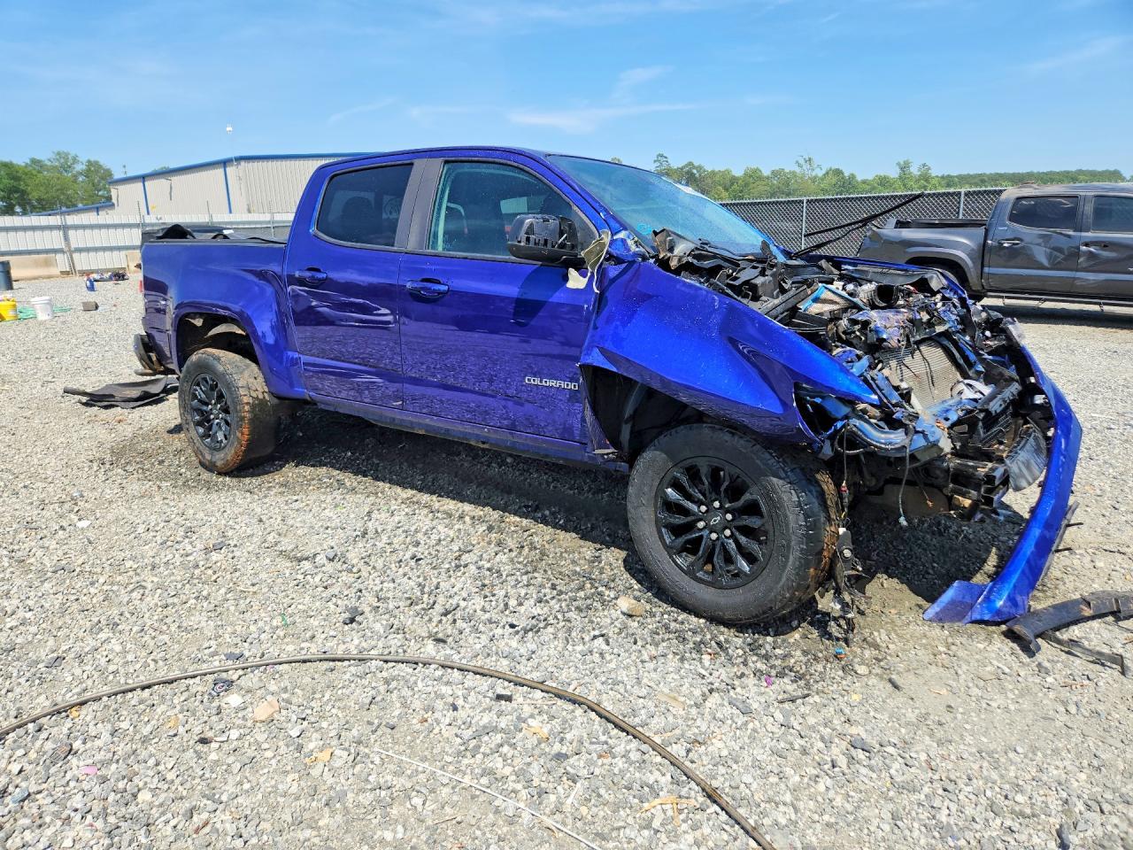 2017 Chevrolet Colorado Z71 - Image 4