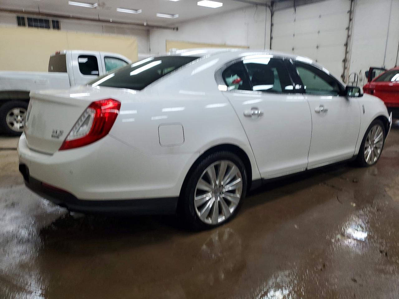 2013 Lincoln Mks - Image 3