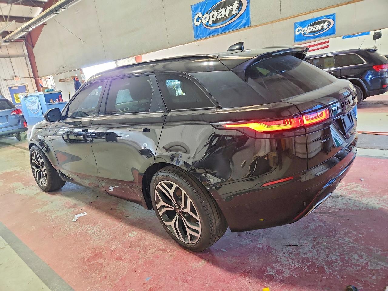 2018 Land Rover Range Rover Velar R-Dynamic Se - Image 2