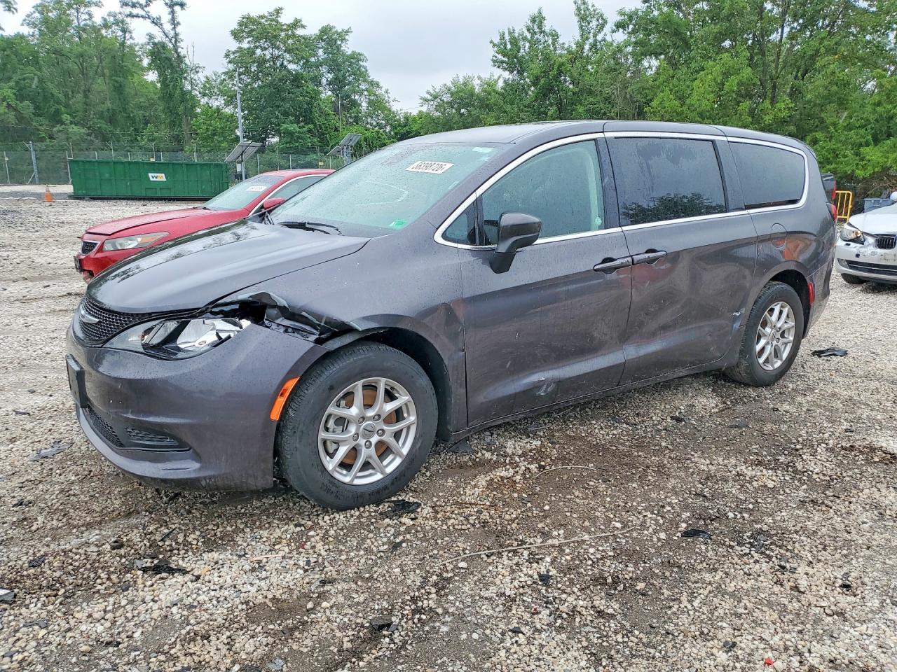 2023 Chrysler Voyager Lx