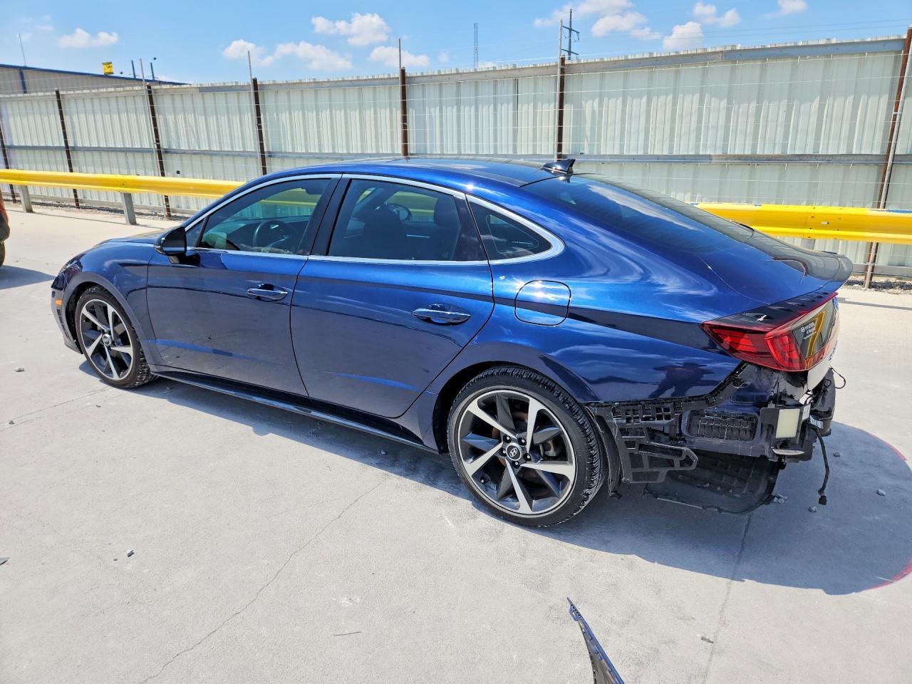 2022 Hyundai Sonata Sel Plus - Image 2