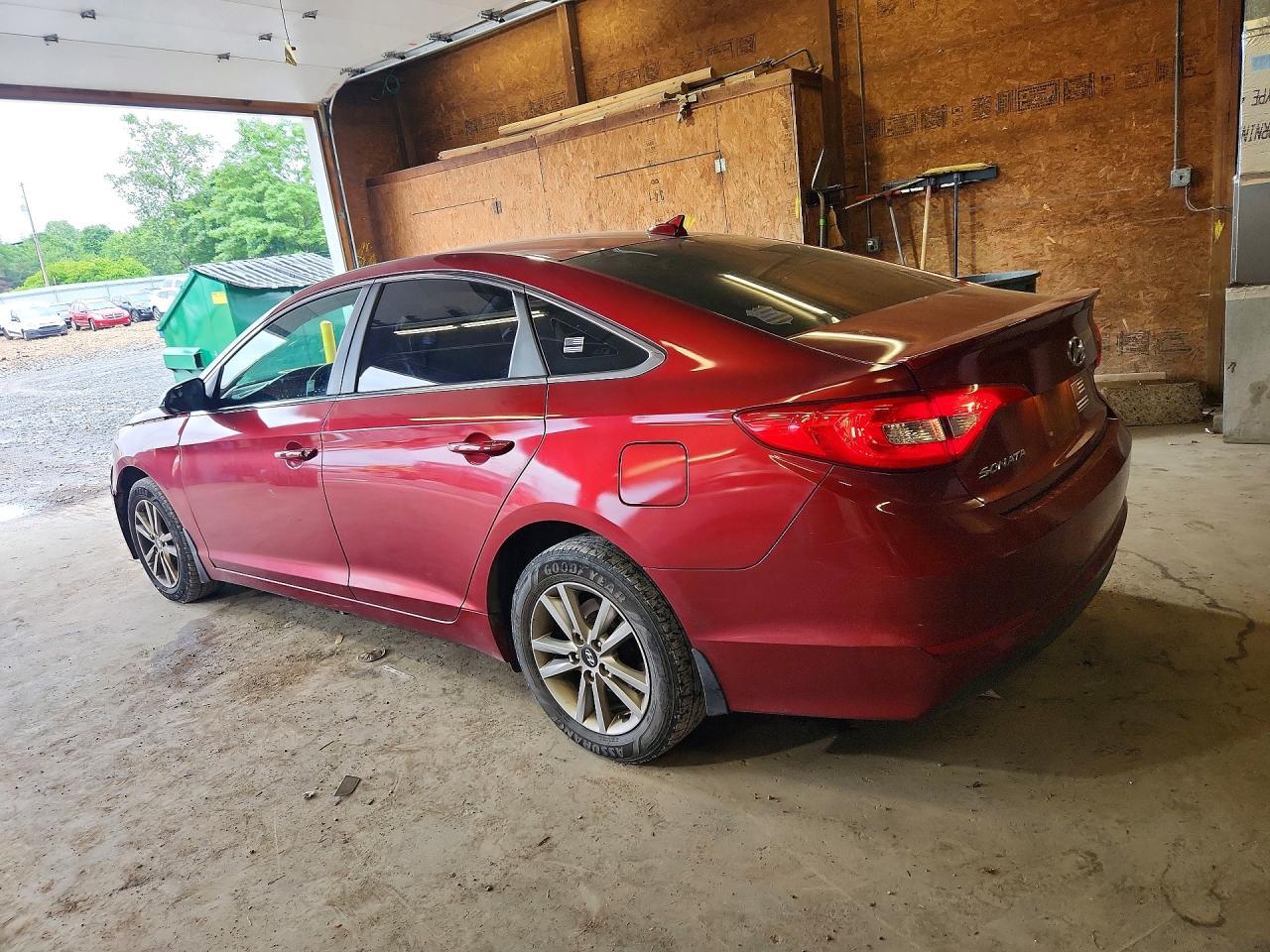 2016 Hyundai Sonata Se - Фото 2