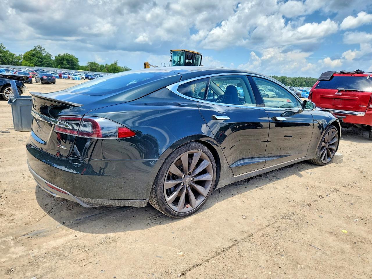 2013 Tesla Model S - Image 3