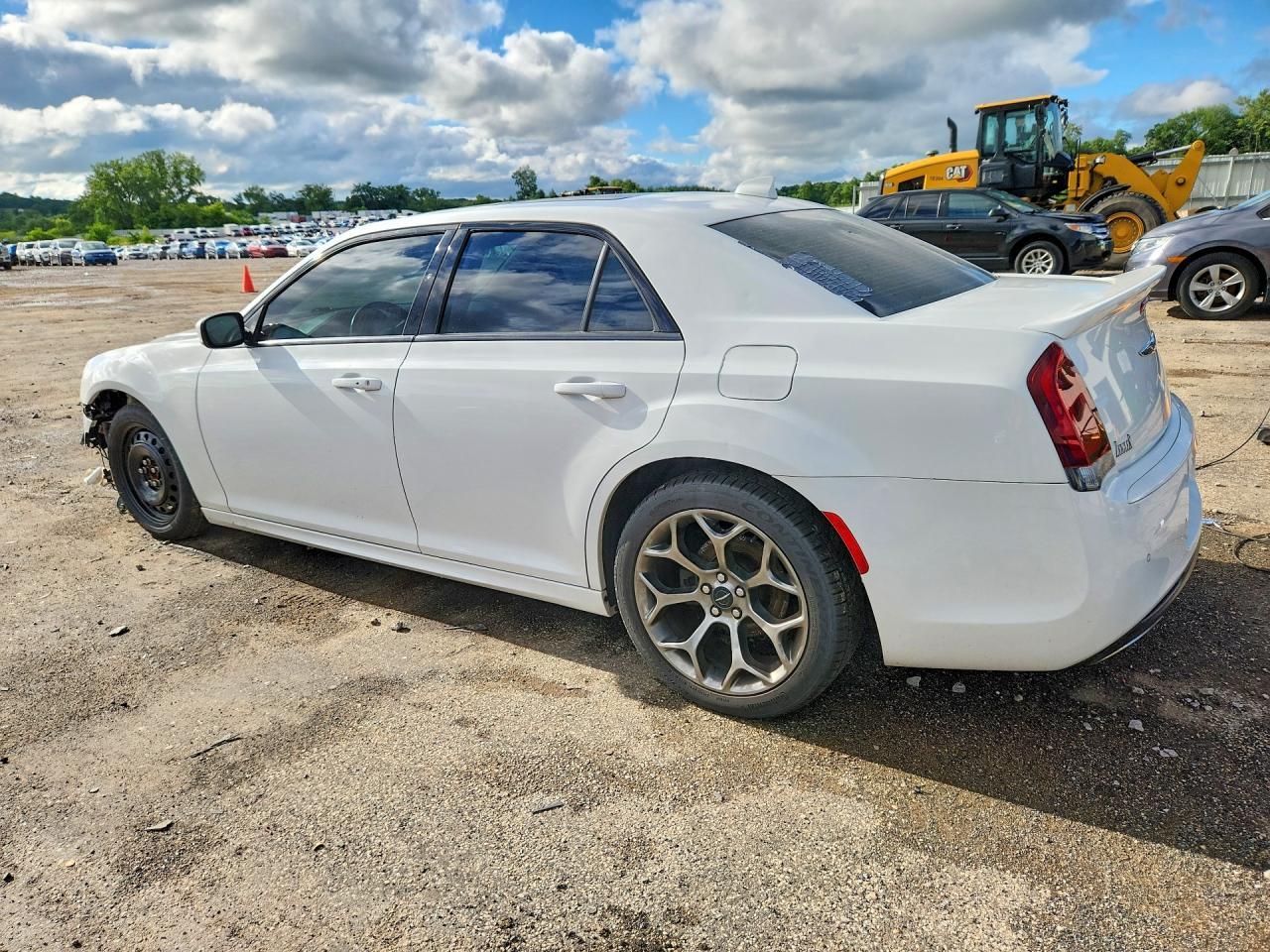 2018 Chrysler 300 S - Image 2