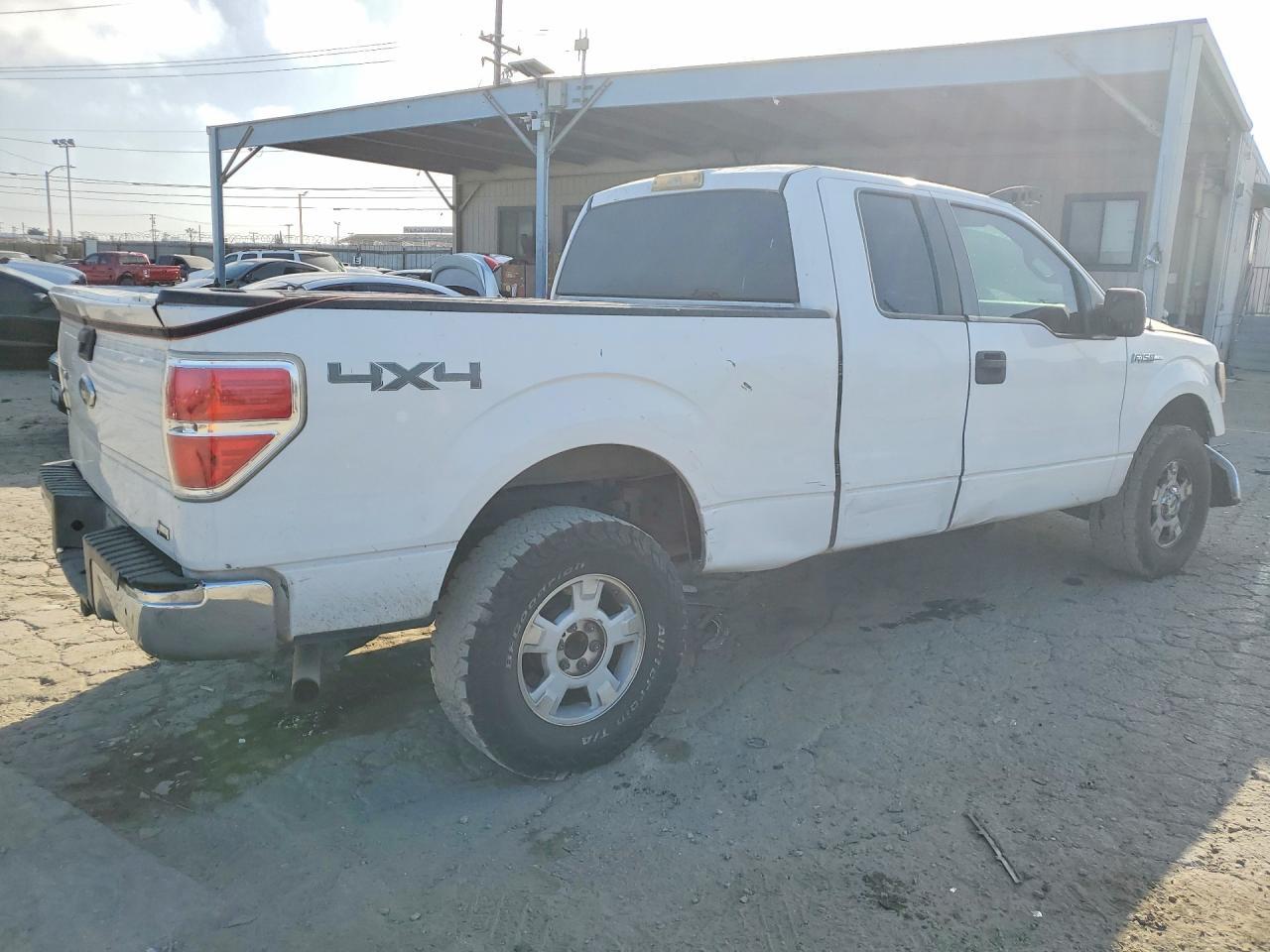 2010 Ford F150 Super Cab - Image 3